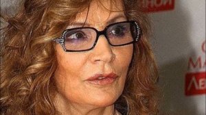 АЖ КОМ В ГОРЛЕ! Вот как выглядит могила Джуны Давиташвили