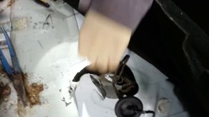 Замена топлвного насоса форд фокус 1.6