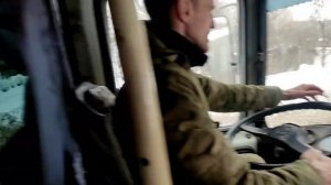 Заводим паз 3205 после простоя,заправка, бензин,АЗС газовая #паз #3205 #бензин #газ #гбо #зима2022