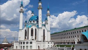 Прогулка по Кремлевской набережной г.Казани. Главная мечеть республики Татарстан Кул-Шариф.