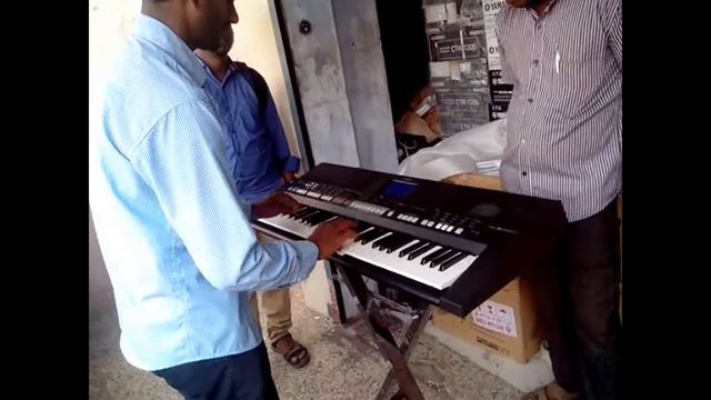 Yamaha PSR S 650 Testing смотреть онлайн