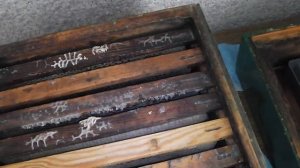 альпийский улей видео обзор модернизированного  мфу улья или улей удав фальцевый альпийский улей.mp4