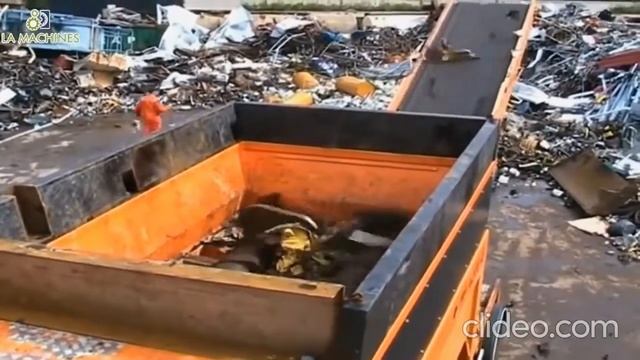 Подборка ЭКСТРИМАЛЬНЫХ Уничтожений Машин! Шредеры & Дробилки Измельчают тачки