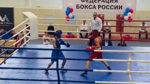 Соревнования по боксу / Юноши 2009-2010 / Вес 46 кг / Оцените бой!