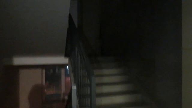 Грузопассажирский лифт в 9 этажке (МЛМ-2017 г.в) Скорость 1-м/c, Г/п 630 КГ. смотреть онлайн