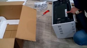 Распаковка Микроволновая печь SAMSUNG ME83KRW 2UA