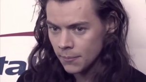 Гарри Стайлс  ОЧЕНЬ ГОРЯЧО! СМОТРЕТЬ АККУРАТНО!