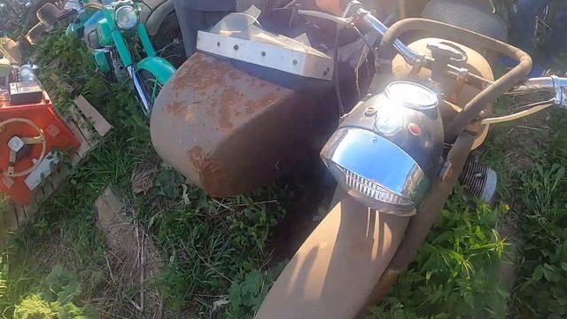 Прогулка по джунглям двухколёсных... Мотоциклы Мотороллеры Мопеды... Мальчиш Кибальчиш про Урал... смотреть онлайн