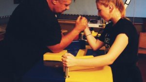 Армрестлинг для начинающих.                            Armwrestling for beginners