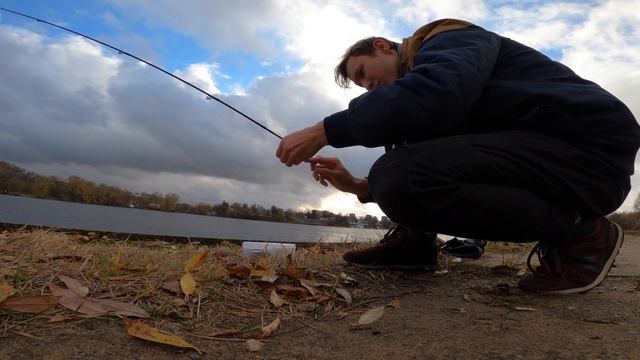 РЫБАЛКА, Я КУПИЛ СПИННИНГ УЛЬТРАЛАЙТ, влог смотреть онлайн