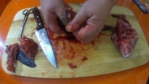 Разделка головы на уху. Cutting the head on the ear