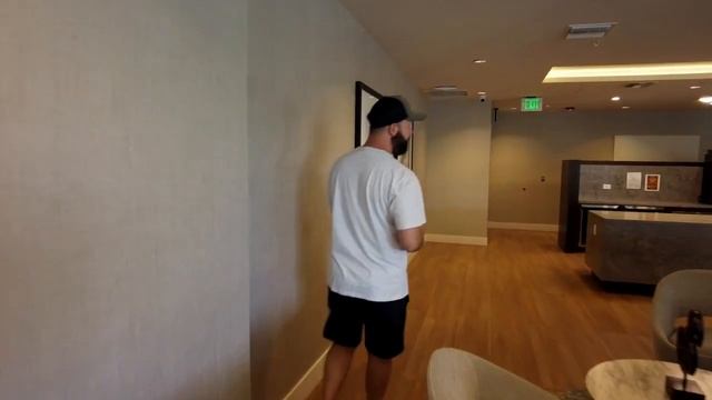 ОБЗОР НАШЕЙ КВАРТИРЫ В США! ЗА 2700$ ЧТО НУЖНО ДЛЯ ТОГО ЧТОБ ПЕРЕЕХАТЬ В НОВЫЕ АПАРТАМЕНТЫ смотреть онлайн