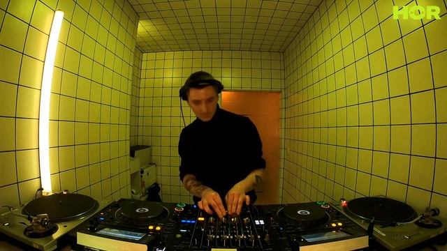 THLPS - Lewin Paul & Tom / April 14 / 9pm-10pm смотреть онлайн