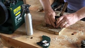 Using the record power WG200 8” wet stone grinder