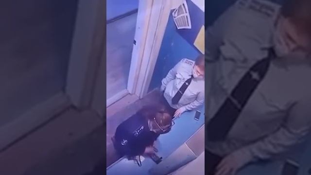 Мастер-класс по разоружению от сотрудников МВД. смотреть онлайн