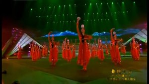Уйгурские танцы  Махира Амалтижран и Синьцзянский ансамбль песни и танца   Чин тяхся уссули