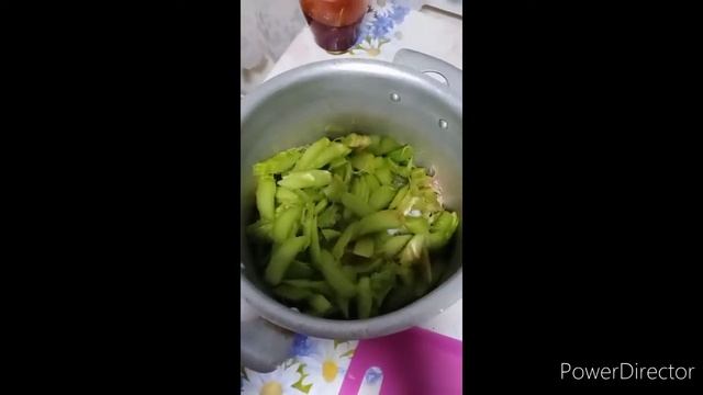 варенье из ревеня с тархуном и мятой