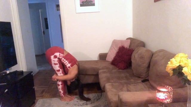 8 minute stretching and breathing for everyone смотреть онлайн