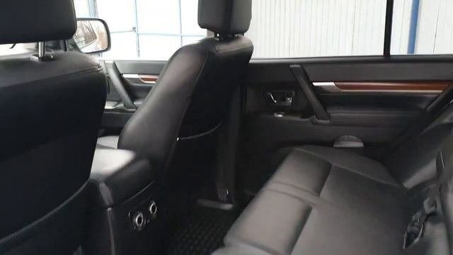 Продали Митсубиси поджера спорт. Купили новую