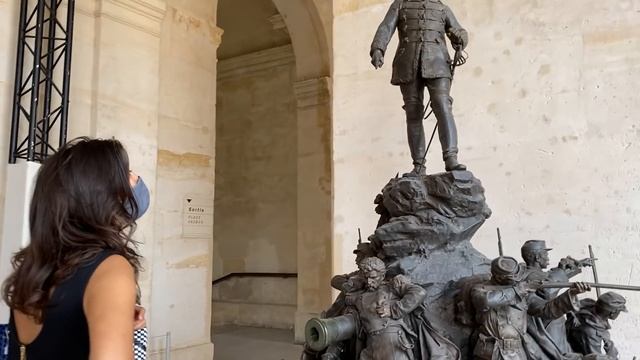 Napoleon's Tomb Paris ? Visiting Les Invalides with the iPhone 11 Pro смотреть онлайн