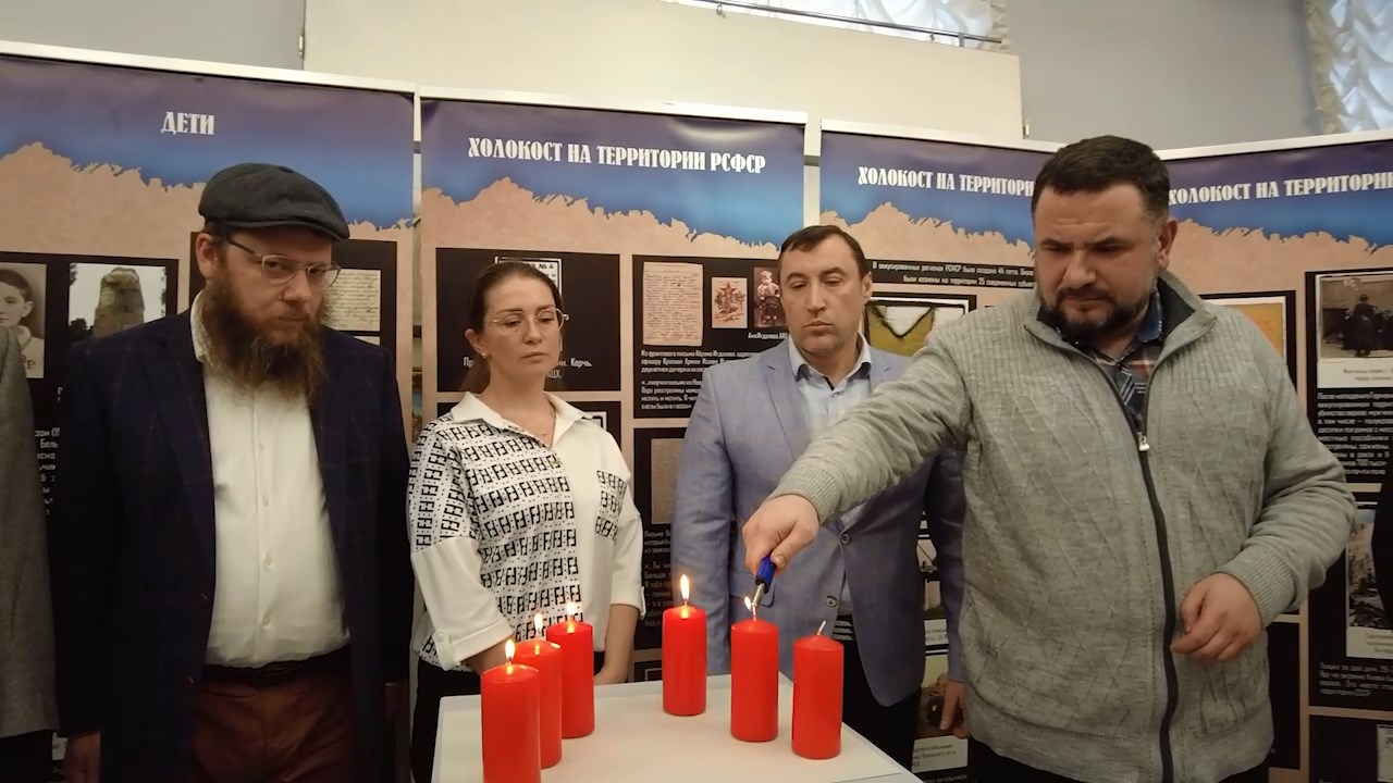 В музей спасённых ценностей. Музей спас. Музей салтыкова щедрина в спас-угле. Часовня музей спас на крови. Музей в спас деменске.