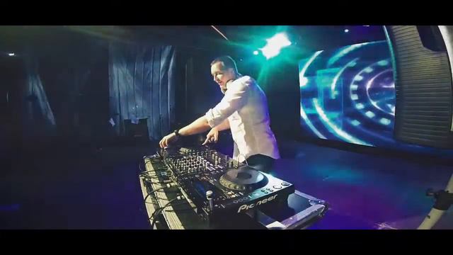 DJ FEEL  AdaraBrace For Impact
