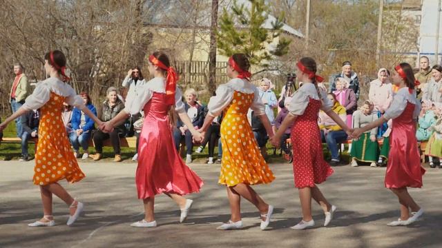 Праздник хоровода-" Традиции народа русского храним"