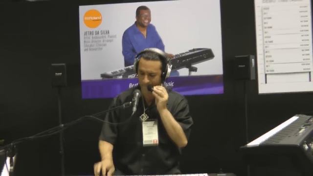 Roland BK-5 demo at Namm 2012 .wmv смотреть онлайн
