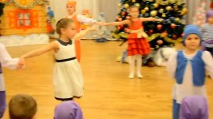 Танец снежинок (подготовительная группа)