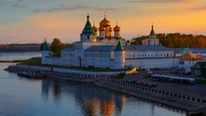 Свято-Троицкий Ипатьевский монастырь. Под музыку М.П. Мусоргского