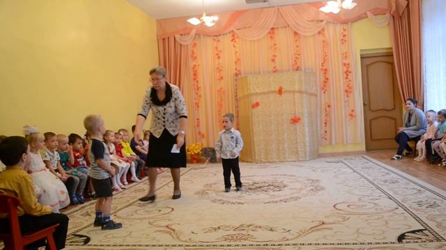 Группы Солнышки и Пчелки, рассказываем стихи смотреть онлайн