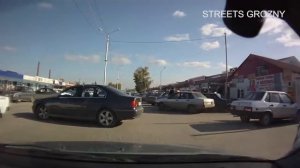 Грозный 2011 ?.Богдана Хмельницкого, Маяковского, рынок беркат. Октябрь 2011 года. #грозный
