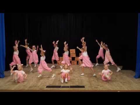 Театр танца "Элегия" (мл.). Танец "Строим дом". 22 октября 2017.