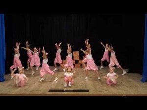 Театр танца "Элегия" (мл.). Танец "Строим дом". 22 октября 2017.