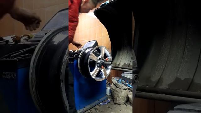 Ford Focus R16 (45) смотреть онлайн