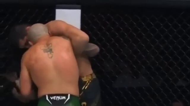 Ислам Махачев vs Волкановски 2: UFC 294 смотреть онлайн