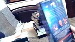 Слава показывает обзор на коллекцию пиратских кассет VHS (часть 2)