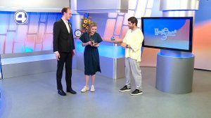 Удивительные карточные фокусы от Антона Рукосуева и Максима Гладштейна. В фокусе | Утренний Экспресс