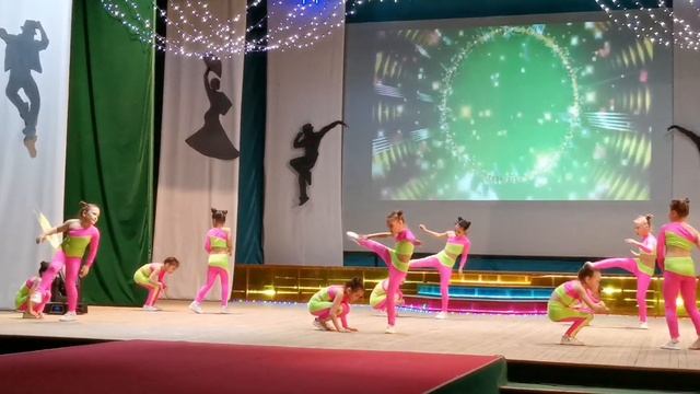 "Бальшая планета" - "Астерикс"
Руководитель Бакирова Ф. В смотреть онлайн