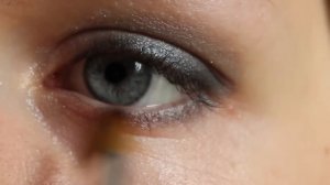 Легкий макияж глаз для нависшего века