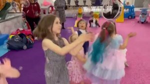 День рождения Алисы!!6 лет!!Радужные единорожки!!