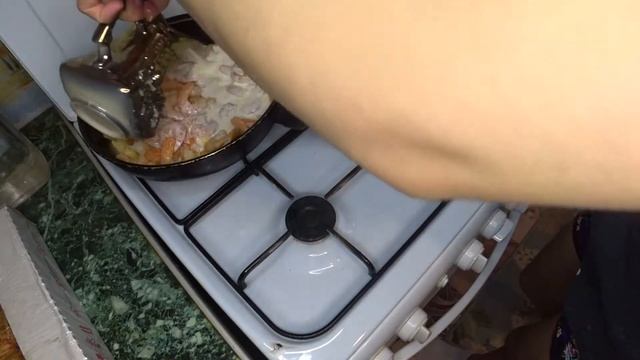 КРЕВЕТКИ В СЛИВОЧНОМ СОУСЕ смотреть онлайн