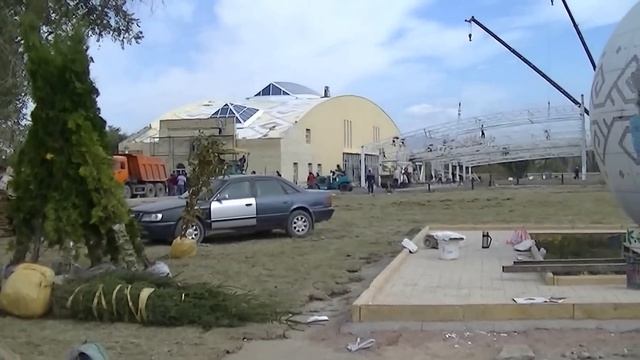 Тараз(Джамбул)Видео-обзор площади Джамбула и строительство Историко-культурного центра Древний Тара