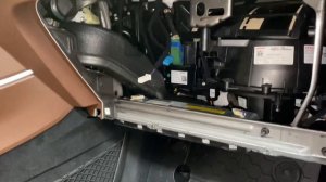 Alfa Romeo Stelvio cabin air filter replacement