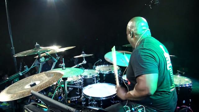 Meinl Drum Festival – Chris Coleman – Solo in 7 / 5 / 3 смотреть онлайн