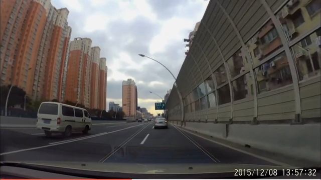 YI Dash Camera 2.7" Screen Full HD 1080P 60fps 165 degree Wide-Angle Car DVR Dash Cam with G-Sensor смотреть онлайн