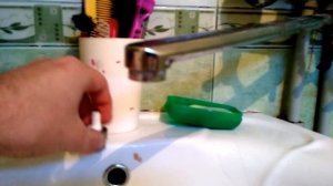 Подмена воды в аквариуме шлангом