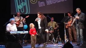 Aqua de beber. Tais Urumidis& Leka. Super Bossa Nova