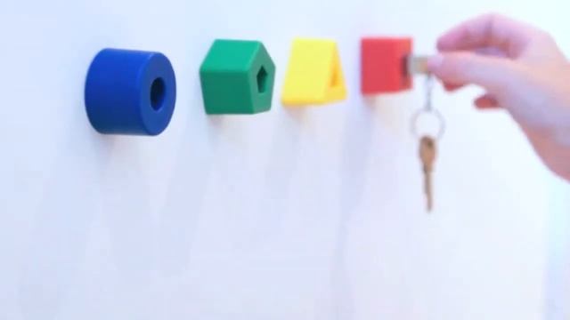 Держатель для ключей + брелок смотреть онлайн