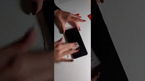 КАК НАКЛЕИТЬ ЗАЩИТНОЕ СТЕКЛО БЕЗ ПУЗЫРЕЙ